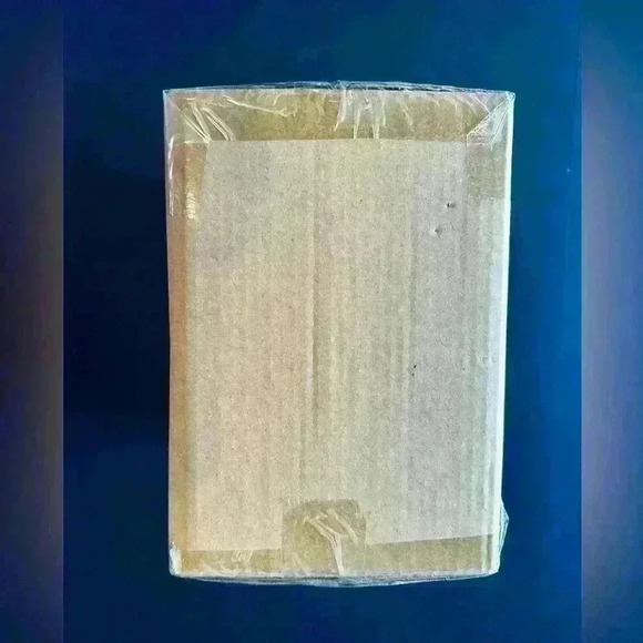 NIB/NWT: DOWAN Holiday Centerpiece Serving Bowls, 9.5” White Ceramic, 2 pack. - Picture 7 of 13